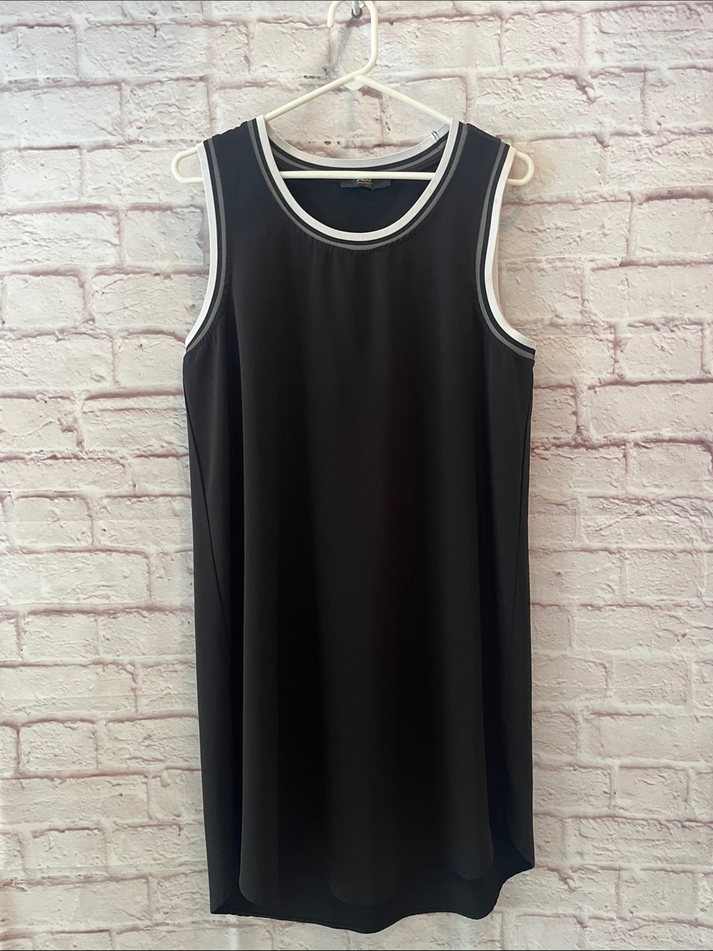 ABS Allen Schwartz Black Sleeveless Shift Dress with White Trim